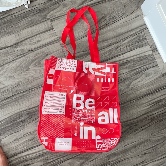 Large lululemon be all in bag - Picture 1 of 3